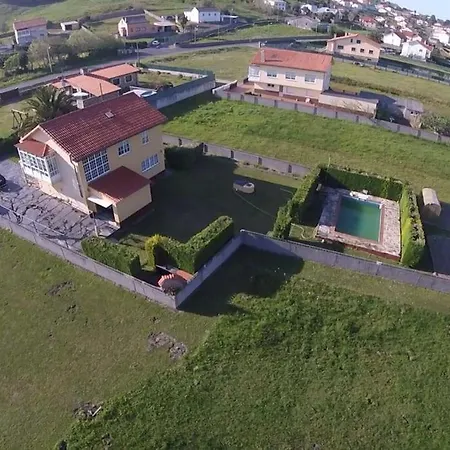 Casa Con Piscina Muy Cerca De Las Playas De San Xurxo Y Doninos Holiday home Ferrol