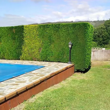 Casa Con Piscina Muy Cerca De Las Playas De San Xurxo Y Doninos Holiday home