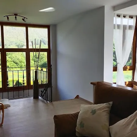 Casa Con Piscina Muy Cerca De Las Playas De San Xurxo Y Doninos